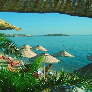 Teras Konukevi